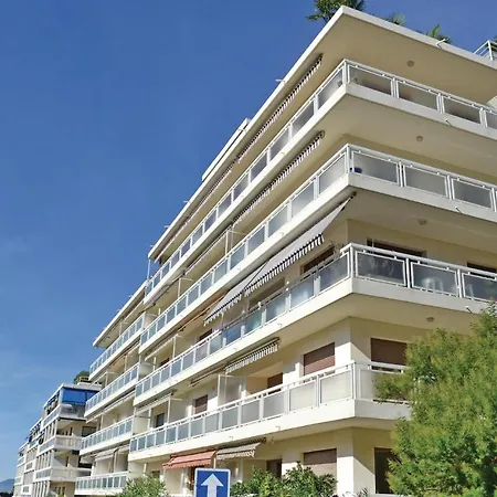 Awesome In Juan-les-pins With 1 Bedrooms And Wifi *