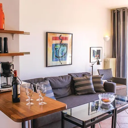Apartment Awesome In Juan-les-pins With 1 Bedrooms And Wifi Antibes