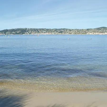 Awesome In Juan-les-pins With 1 Bedrooms And Wifi * Antibes