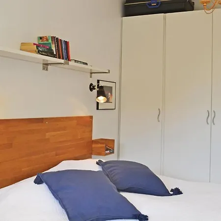 Apartment Awesome In Juan-les-pins With 1 Bedrooms And Wifi Antibes